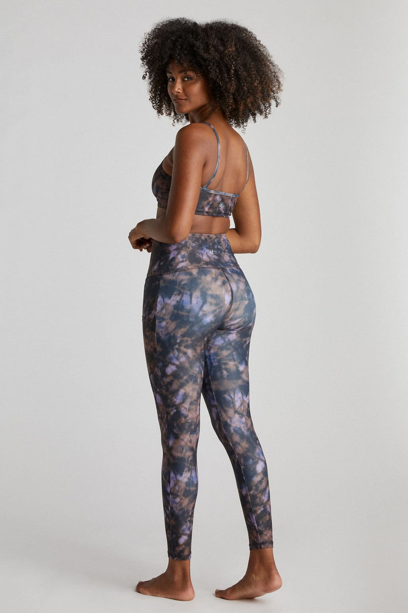 Strut this leggings 2025